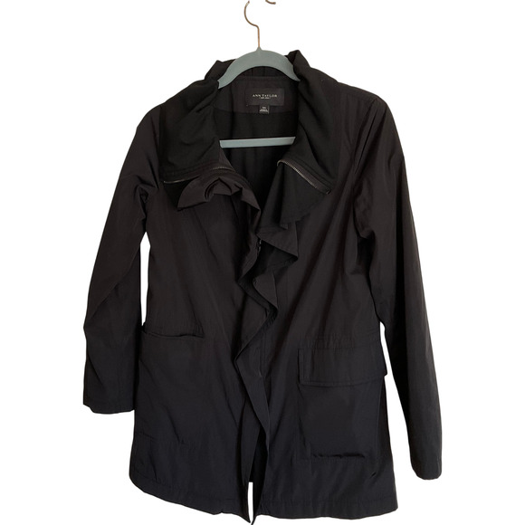 Ann Taylor Women's XS Black Coat Jacket Ruffled Zip Closure Polyester Blend - Picture 1 of 10